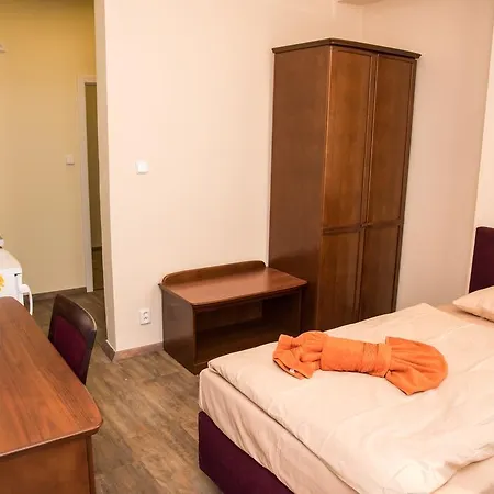 Domus Apartment *